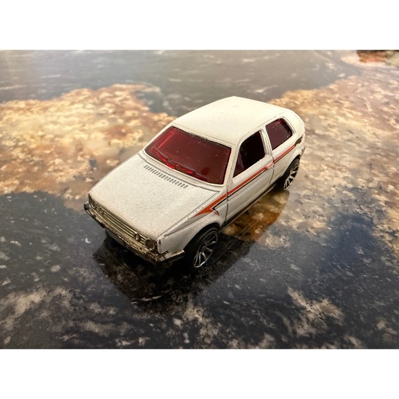 Hot Wheels Other - Hot Wheels 1989 Volkswagen Golf GTI White Red Stripe Diecast Toy Car 164 Scale